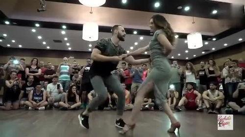 成人女性双人舞视频大全,成人女性双人舞风采集锦