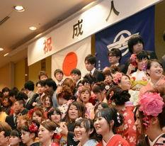 成人仪式的素材视频,青春蜕变，迈向成熟