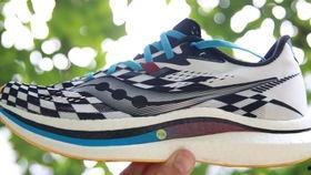 安踏成人鞋带怎么穿视频,安踏成人鞋带快速穿戴教程视频解析